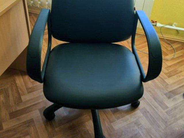 Офисное кресло Биг